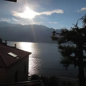 Carpe Diem , Lierna Italien